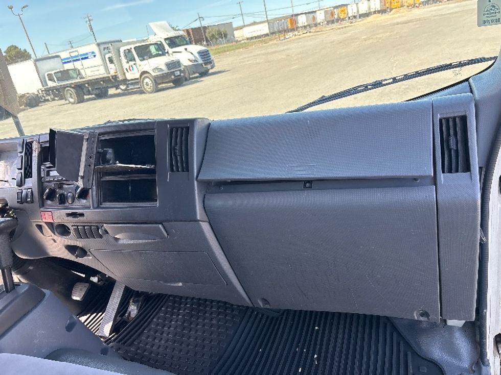 Light Duty Box Truck-Light and Medium Duty Trucks-Isuzu-2021-NPR-Fresno-CA-102,677\n\t\tmiles-$ 48,000 - Image 20