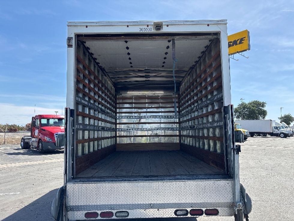 Light Duty Box Truck-Light and Medium Duty Trucks-Isuzu-2021-NPR-Fresno-CA-103,209\n\t\tmiles-$ 48,000 - Image 8