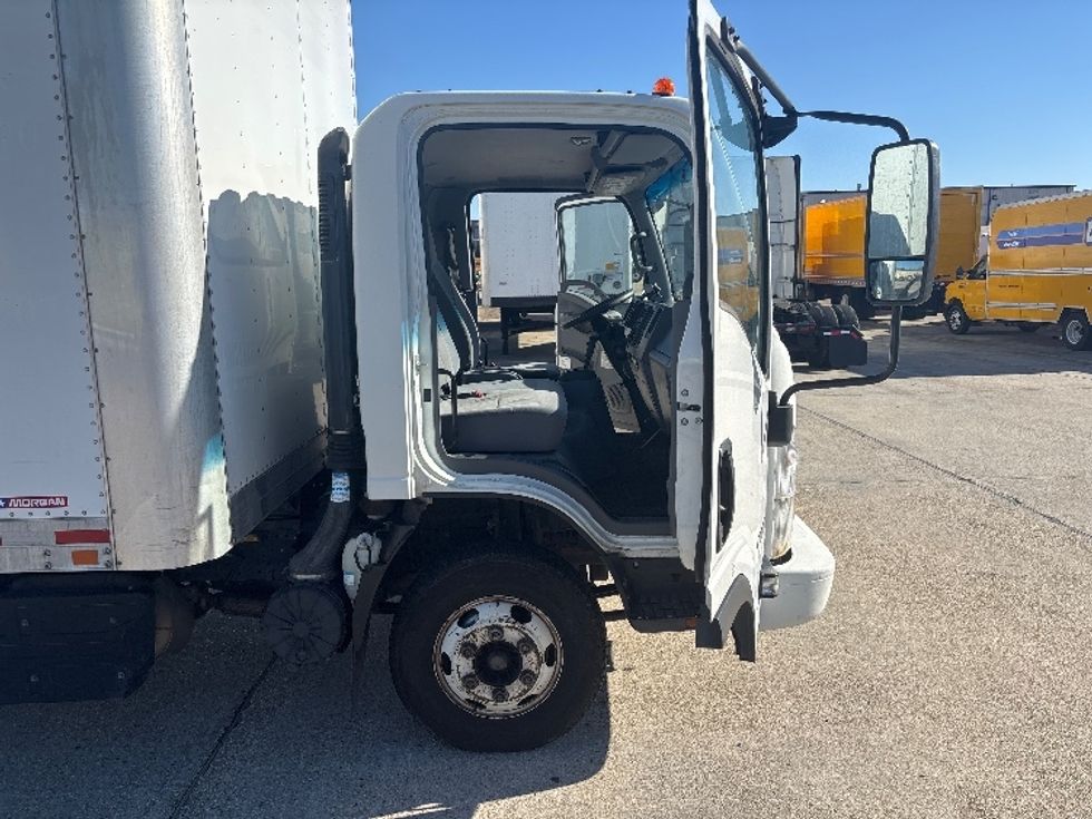 Light Duty Box Truck-Light and Medium Duty Trucks-Isuzu-2021-NPR-Hammond-LA-161,938\n\t\tmiles-$ 32,250 - Image 20