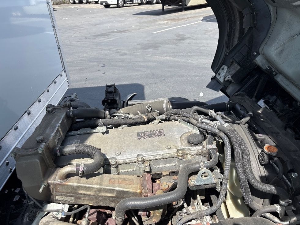 Light Duty Box Truck-Light and Medium Duty Trucks-Isuzu-2021-NPR-Kent-WA-37,401\n\t\tmiles-$ 55,500 - Image 23