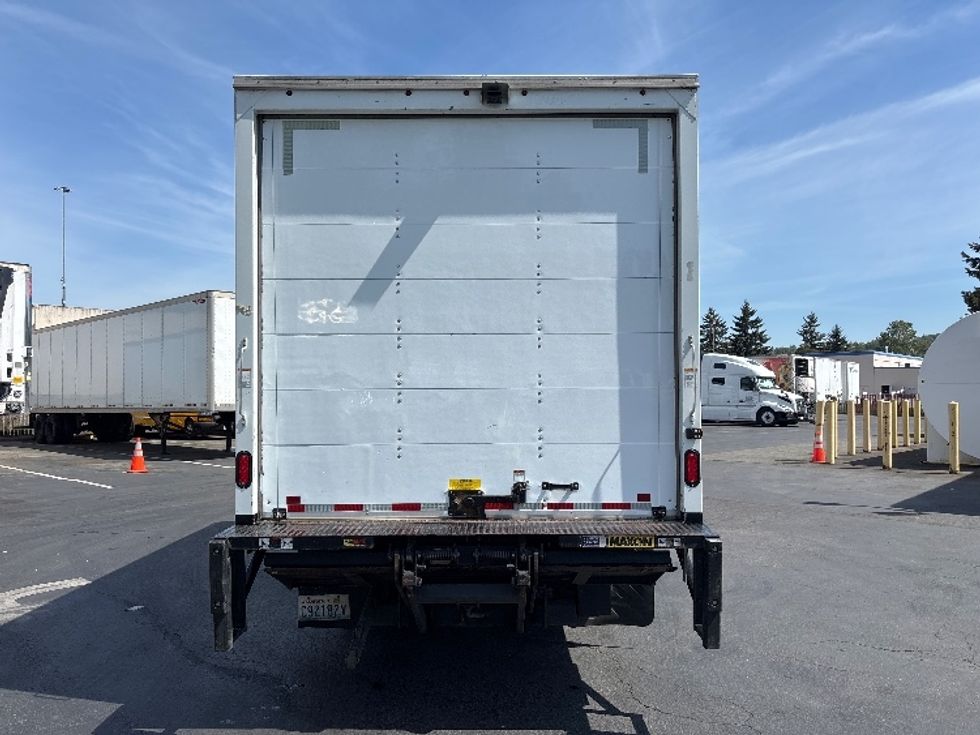 Light Duty Box Truck-Light and Medium Duty Trucks-Isuzu-2021-NPR-Kent-WA-37,401\n\t\tmiles-$ 55,500 - Image 7
