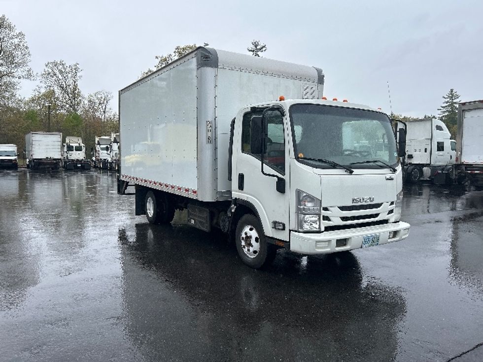 Light Duty Box Truck-Light and Medium Duty Trucks-Isuzu-2021-NPR-Londonderry-NH-200,574\n\t\tmiles-$ 23,250 - Image 1