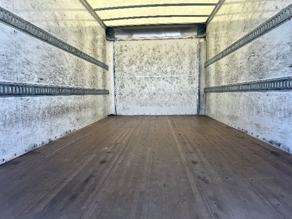Light Duty Box Truck-Light and Medium Duty Trucks-Isuzu-2021-NPR-Londonderry-NH-200,574\n\t\tmiles-$ 23,250 - Image 9