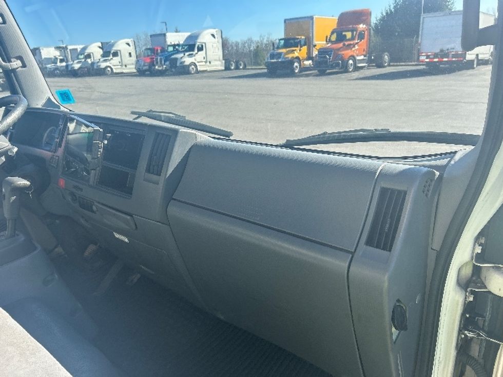 Light Duty Box Truck-Light and Medium Duty Trucks-Isuzu-2021-NPR-Londonderry-NH-206,457\n\t\tmiles-$ 23,250 - Image 20