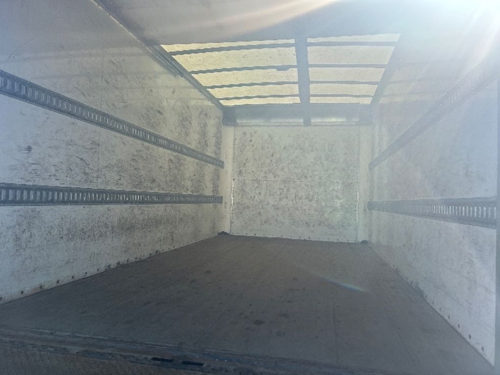 Light Duty Box Truck-Light and Medium Duty Trucks-Isuzu-2021-NPR-Londonderry-NH-206,457\n\t\tmiles-$ 23,250 - Image 9