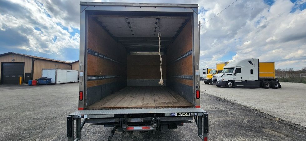 Light Duty Box Truck-Light and Medium Duty Trucks-Isuzu-2021-NPR-Louisville-KY-190,344\n\t\tmiles-$ 23,500 - Image 8