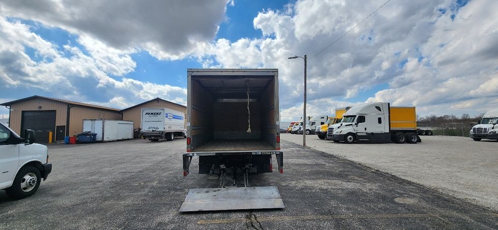 Light Duty Box Truck-Light and Medium Duty Trucks-Isuzu-2021-NPR-Louisville-KY-190,344\n\t\tmiles-$ 23,500 - Image 9