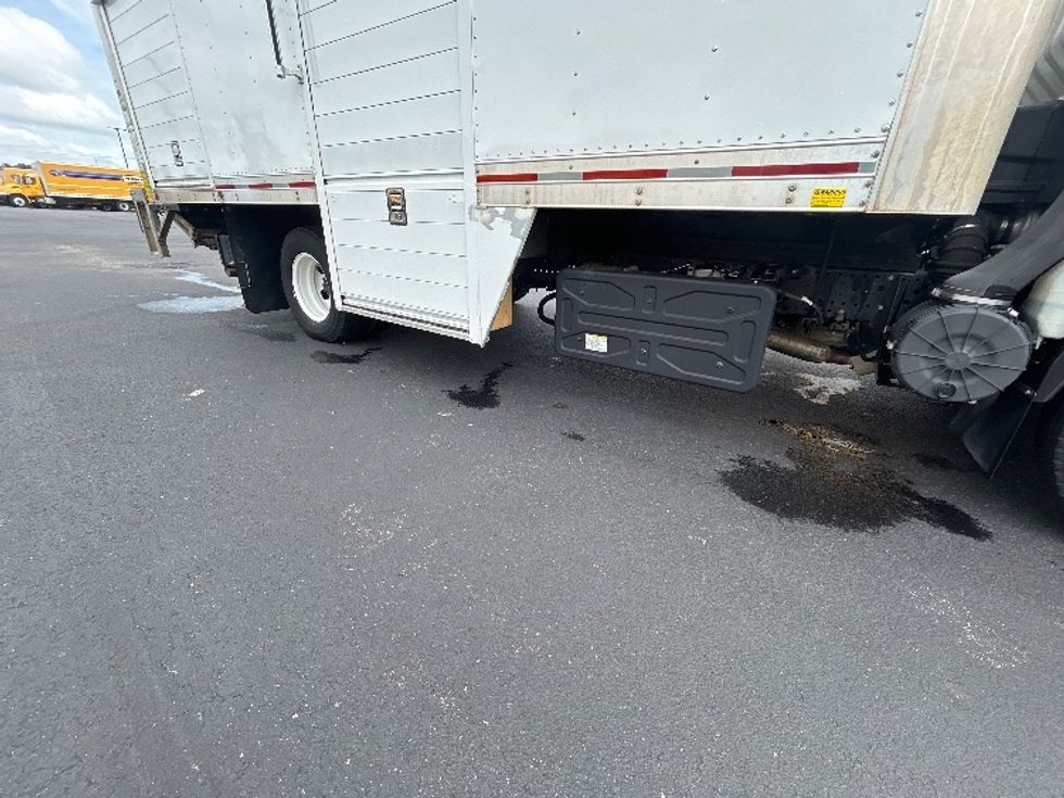 Light Duty Box Truck-Light and Medium Duty Trucks-Isuzu-2021-NPR-Madison-AL-26,685\n\t\tmiles-$ 58,750 - Image 14