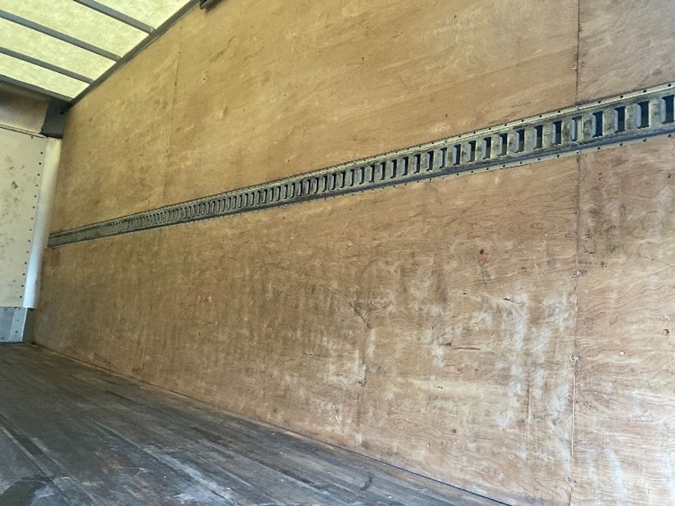 Light Duty Box Truck-Light and Medium Duty Trucks-Isuzu-2021-NPR-Memphis-TN-142,841\n\t\tmiles-$ 36,000 - Image 11