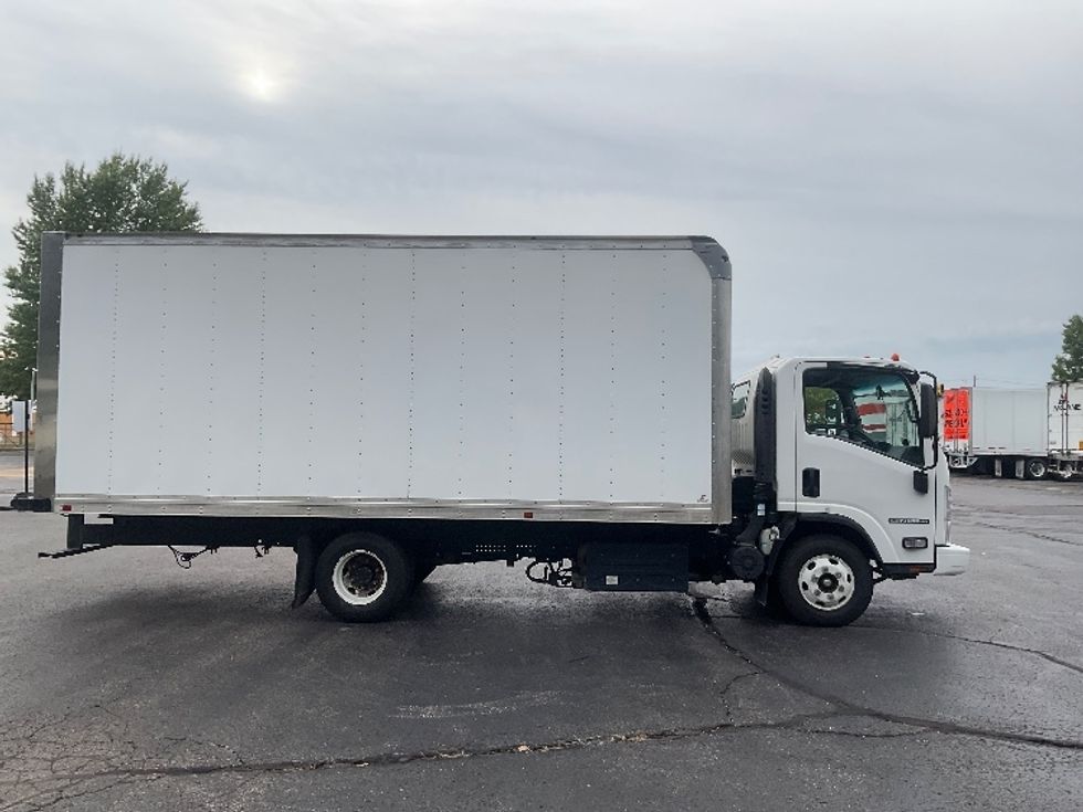 Light Duty Box Truck-Light and Medium Duty Trucks-Isuzu-2021-NPR-Memphis-TN-142,841\n\t\tmiles-$ 36,000 - Image 14