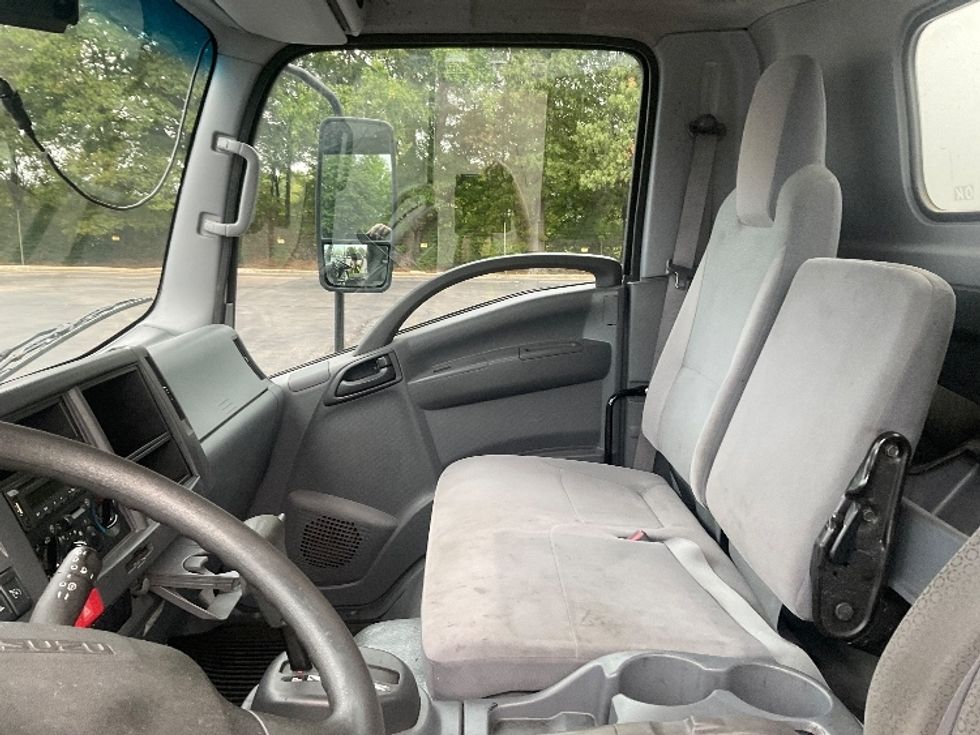Light Duty Box Truck-Light and Medium Duty Trucks-Isuzu-2021-NPR-Memphis-TN-142,841\n\t\tmiles-$ 36,000 - Image 18