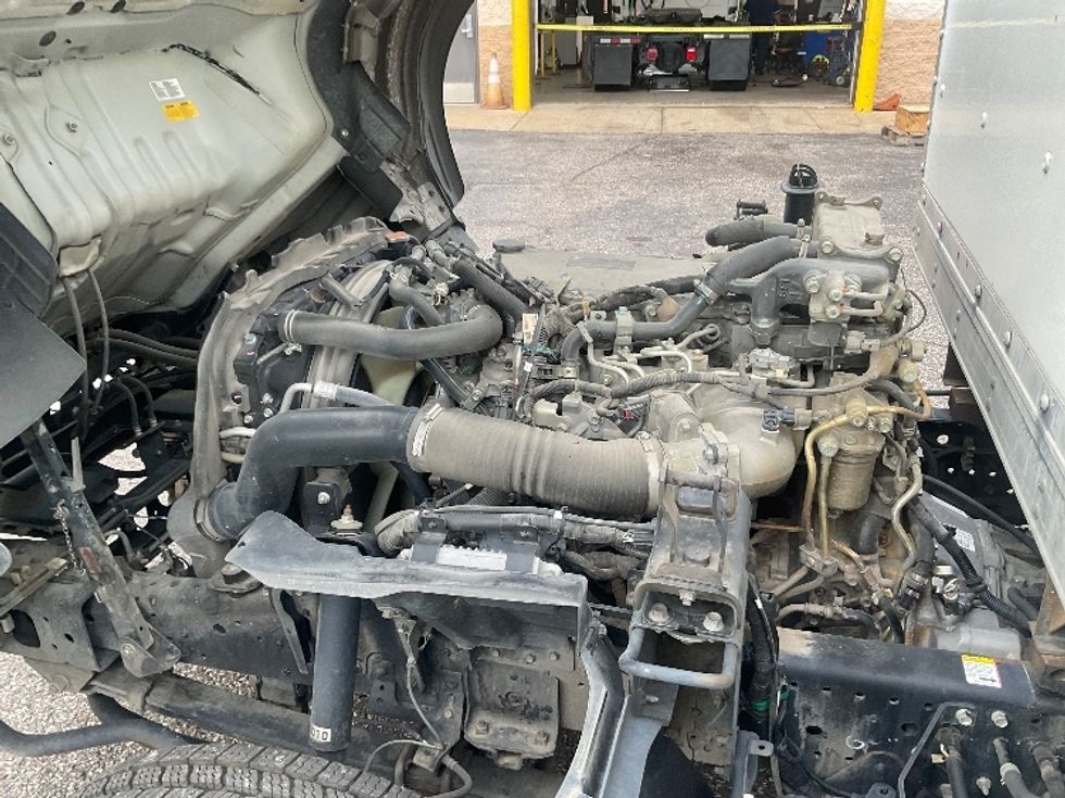 Light Duty Box Truck-Light and Medium Duty Trucks-Isuzu-2021-NPR-Memphis-TN-142,841\n\t\tmiles-$ 36,000 - Image 23