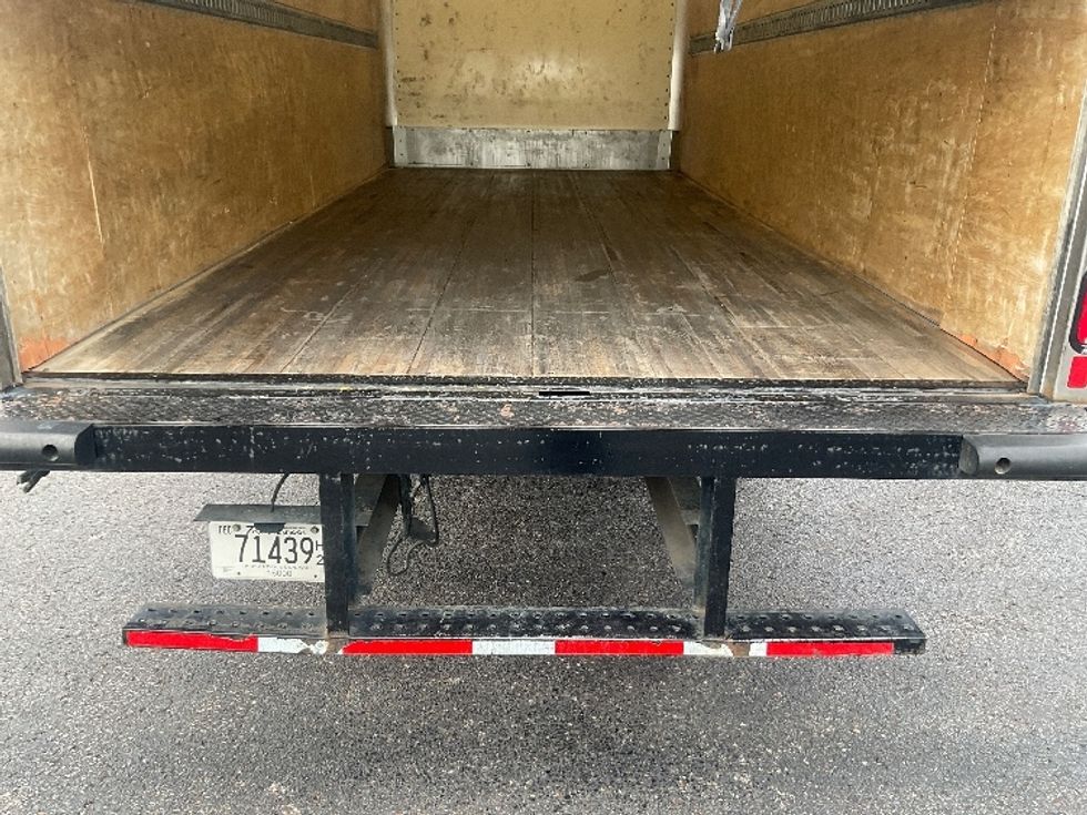 Light Duty Box Truck-Light and Medium Duty Trucks-Isuzu-2021-NPR-Memphis-TN-142,841\n\t\tmiles-$ 36,000 - Image 9