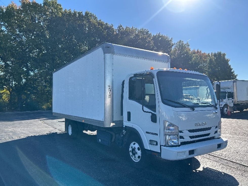 Light Duty Box Truck-Light and Medium Duty Trucks-Isuzu-2021-NPR-Memphis-TN-146,560\n\t\tmiles-$ 33,750 - Image 1
