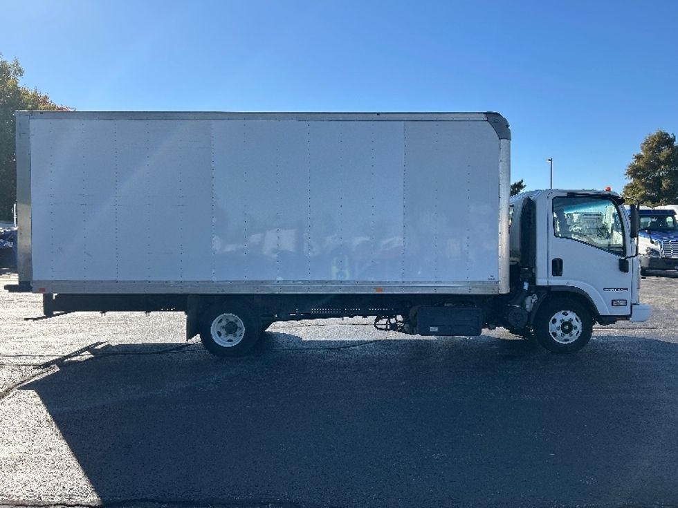 Light Duty Box Truck-Light and Medium Duty Trucks-Isuzu-2021-NPR-Memphis-TN-146,560\n\t\tmiles-$ 33,750 - Image 14