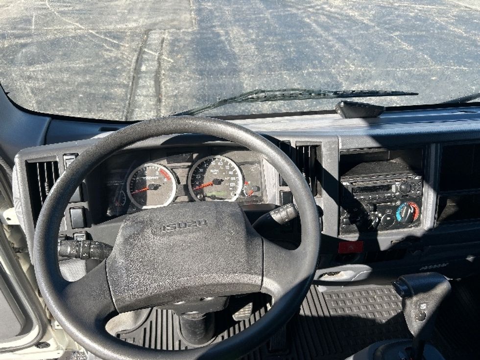 Light Duty Box Truck-Light and Medium Duty Trucks-Isuzu-2021-NPR-Memphis-TN-146,560\n\t\tmiles-$ 33,750 - Image 17