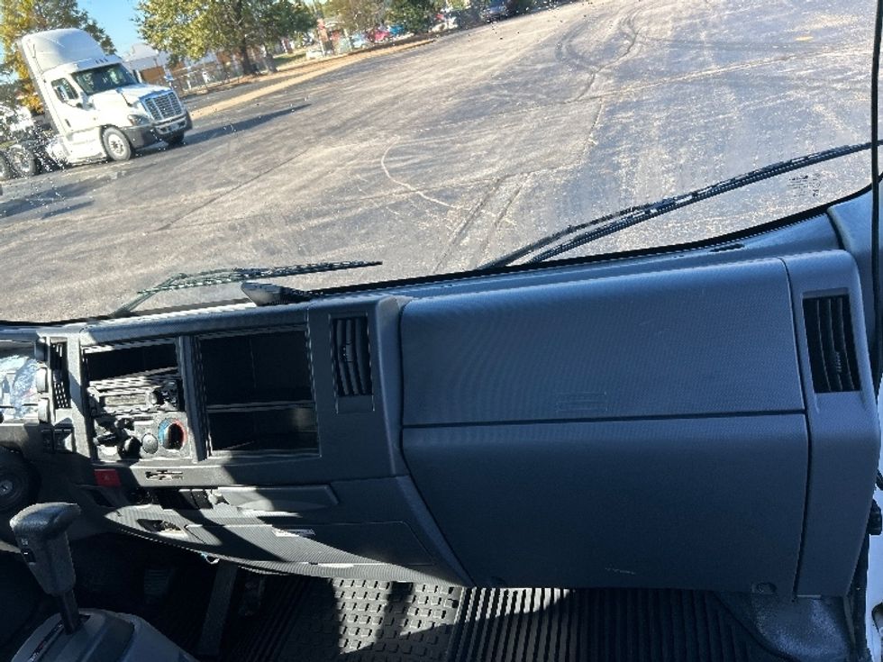 Light Duty Box Truck-Light and Medium Duty Trucks-Isuzu-2021-NPR-Memphis-TN-146,560\n\t\tmiles-$ 33,750 - Image 20