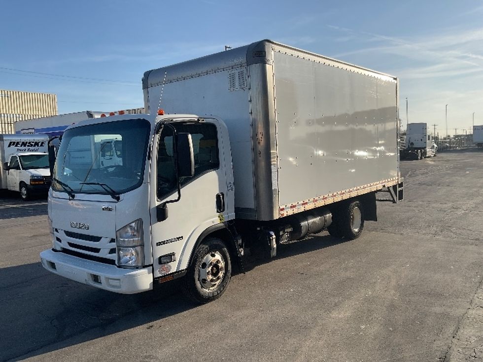 Light Duty Box Truck-Light and Medium Duty Trucks-Isuzu-2021-NPR-Milwaukee-WI-295,300\n\t\tmiles-$ 27,500 - Image 3