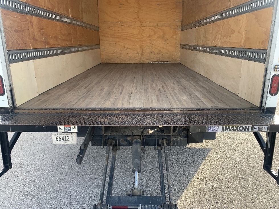 Light Duty Box Truck-Light and Medium Duty Trucks-Isuzu-2021-NPR-Nashville (Mount Juliet)-TN-150,378\n\t\tmiles-$ 34,750 - Image 10