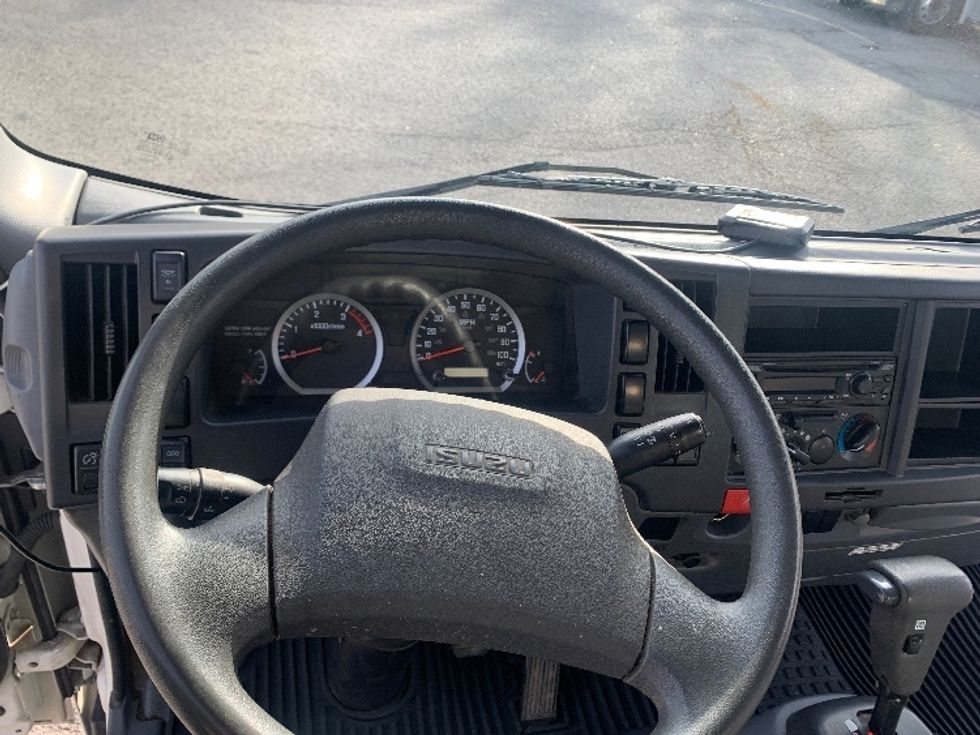 Light Duty Box Truck-Light and Medium Duty Trucks-Isuzu-2021-NPR-Nashville (Mount Juliet)-TN-150,378\n\t\tmiles-$ 34,750 - Image 18