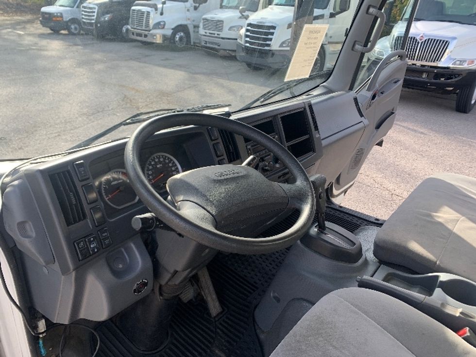 Light Duty Box Truck-Light and Medium Duty Trucks-Isuzu-2021-NPR-Nashville (Mount Juliet)-TN-150,378\n\t\tmiles-$ 34,750 - Image 17