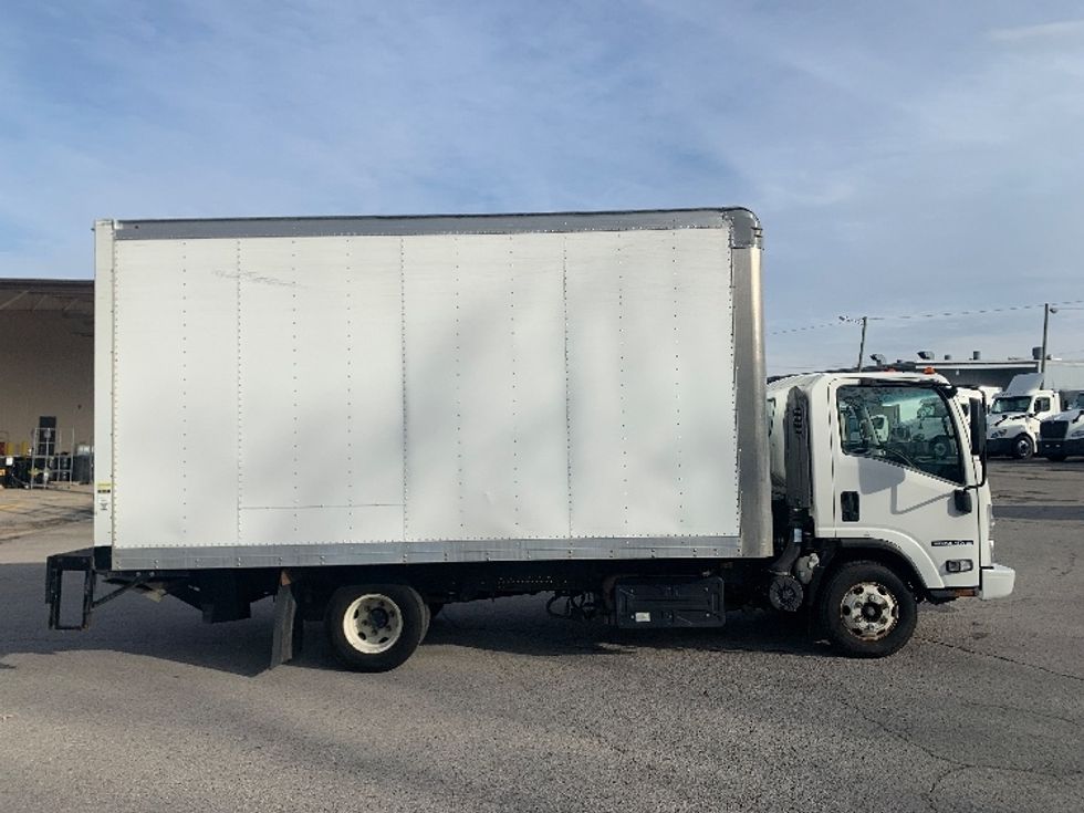 Light Duty Box Truck-Light and Medium Duty Trucks-Isuzu-2021-NPR-Nashville (Mount Juliet)-TN-150,378\n\t\tmiles-$ 34,750 - Image 15
