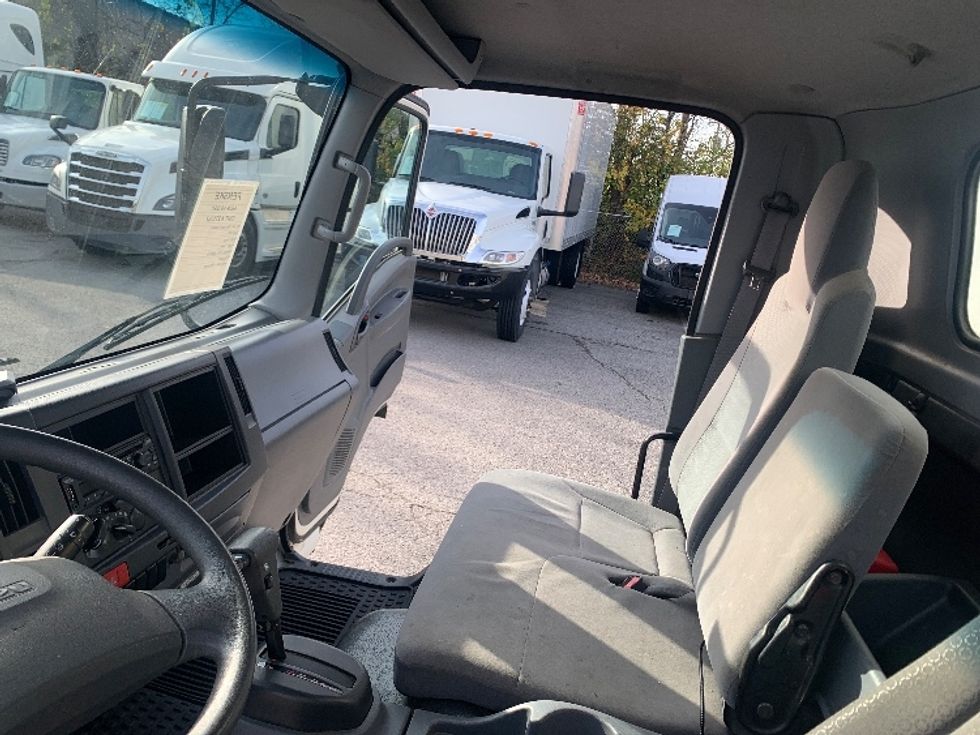 Light Duty Box Truck-Light and Medium Duty Trucks-Isuzu-2021-NPR-Nashville (Mount Juliet)-TN-150,378\n\t\tmiles-$ 34,750 - Image 19