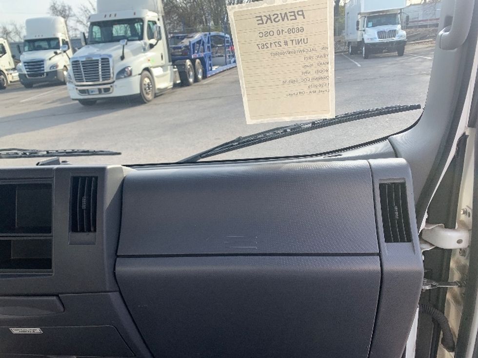 Light Duty Box Truck-Light and Medium Duty Trucks-Isuzu-2021-NPR-Nashville (Mount Juliet)-TN-150,378\n\t\tmiles-$ 34,750 - Image 21