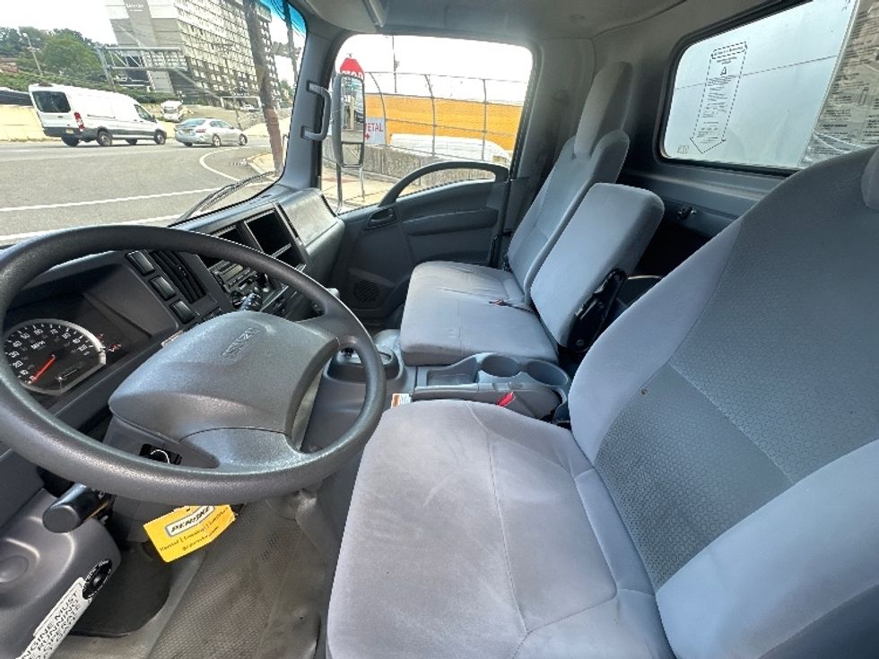 Light Duty Box Truck-Light and Medium Duty Trucks-Isuzu-2021-NPR-North Bergen-NJ-175,841\n\t\tmiles-$ 31,500 - Image 19