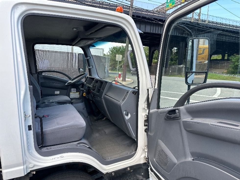 Light Duty Box Truck-Light and Medium Duty Trucks-Isuzu-2021-NPR-North Bergen-NJ-175,841\n\t\tmiles-$ 31,500 - Image 20