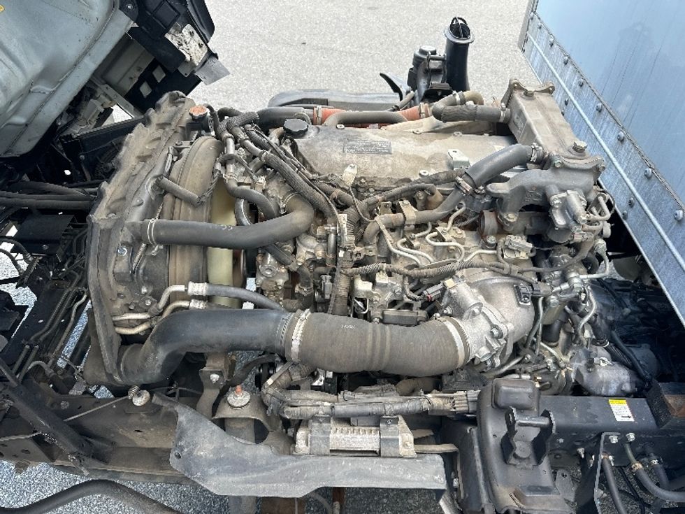 Light Duty Box Truck-Light and Medium Duty Trucks-Isuzu-2021-NPR-North Bergen-NJ-175,841\n\t\tmiles-$ 31,500 - Image 24