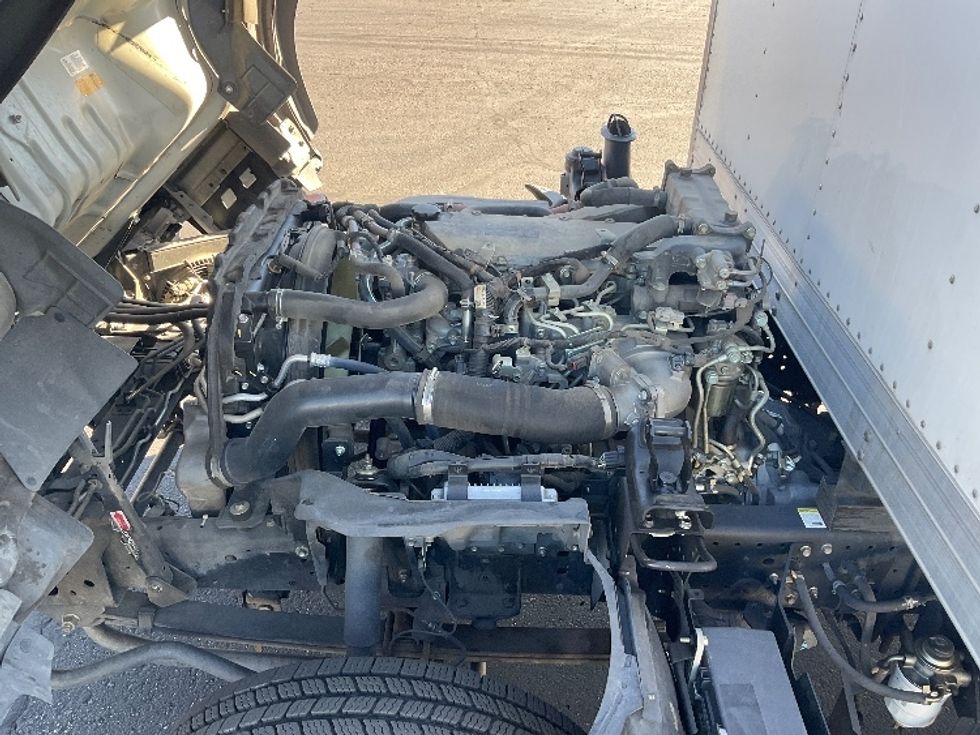 Light Duty Box Truck-Light and Medium Duty Trucks-Isuzu-2021-NPR-Phoenix-AZ-216,970\n\t\tmiles-$ 26,250 - Image 24