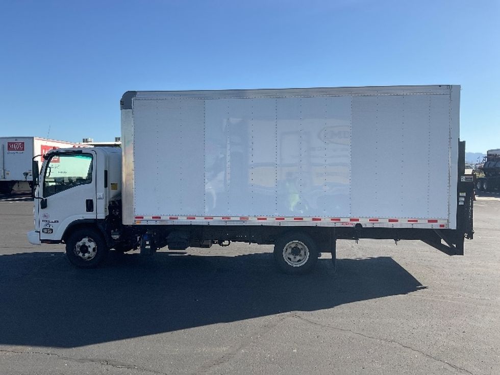 Light Duty Box Truck-Light and Medium Duty Trucks-Isuzu-2021-NPR-Phoenix-AZ-216,970\n\t\tmiles-$ 26,250 - Image 4