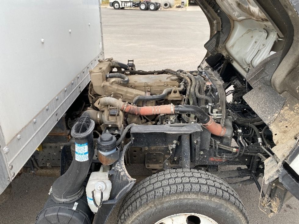 Light Duty Box Truck-Light and Medium Duty Trucks-Isuzu-2021-NPR-Phoenix-AZ-80,615\n\t\tmiles-$ 46,250 - Image 23