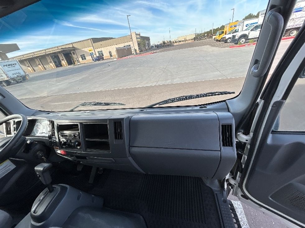 Light Duty Box Truck-Light and Medium Duty Trucks-Isuzu-2021-NPR-Phoenix-AZ-82,414\n\t\tmiles-$ 46,250 - Image 21