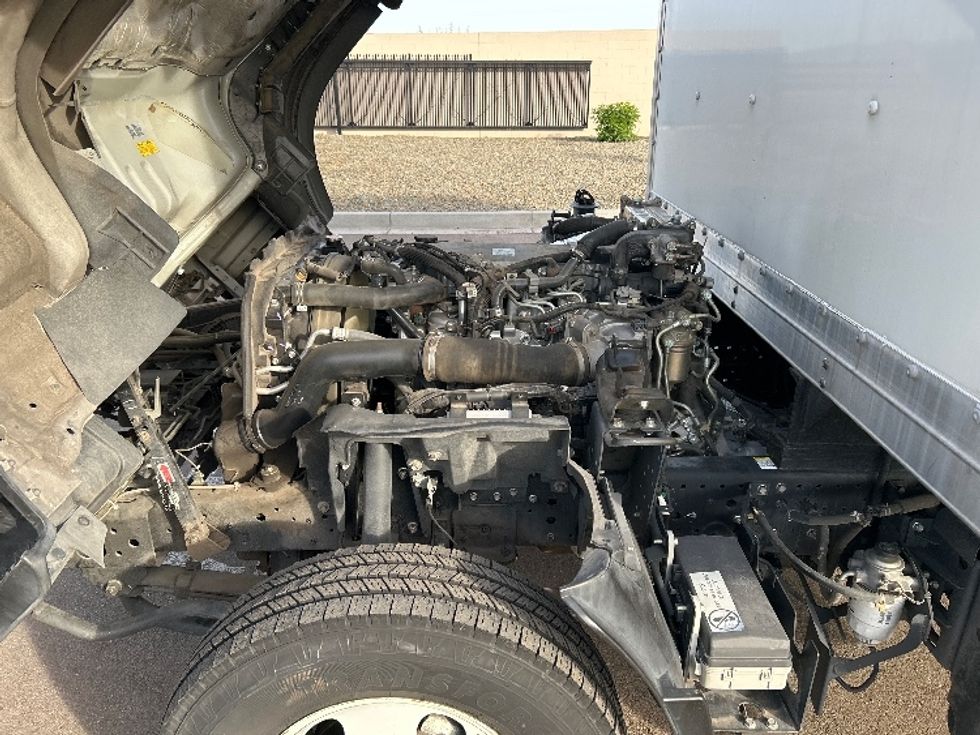 Light Duty Box Truck-Light and Medium Duty Trucks-Isuzu-2021-NPR-Phoenix-AZ-82,414\n\t\tmiles-$ 46,250 - Image 24