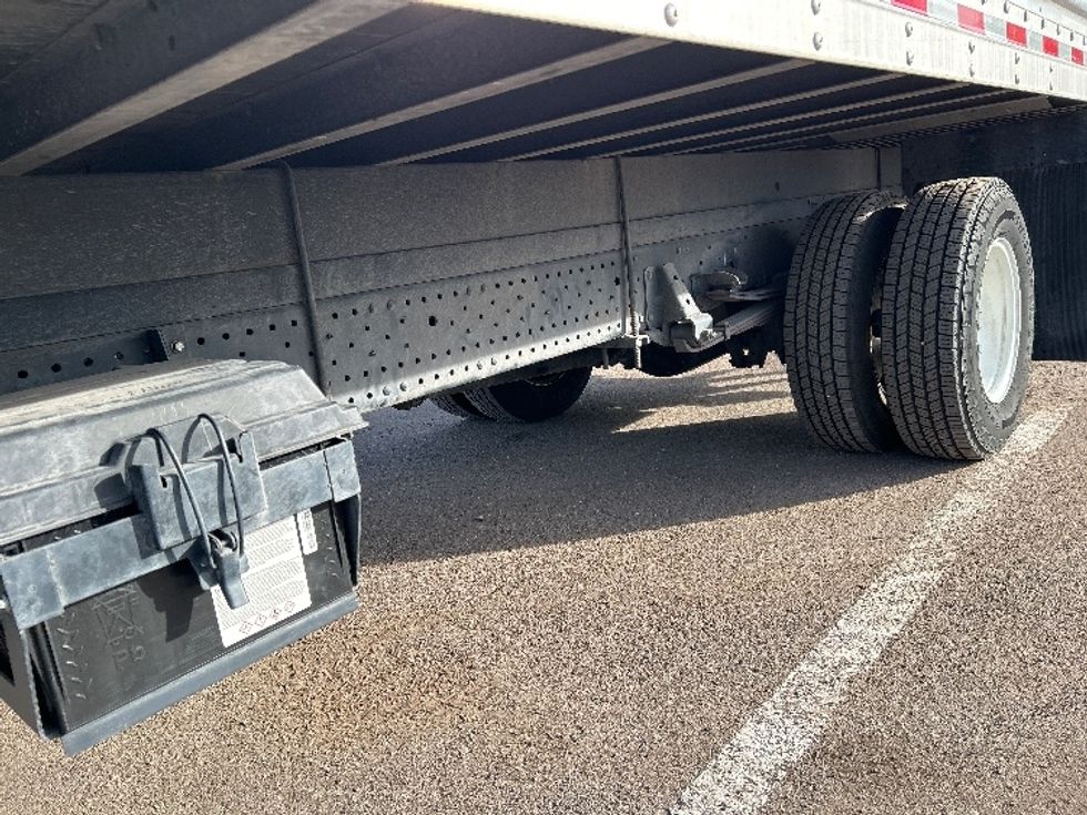 Light Duty Box Truck-Light and Medium Duty Trucks-Isuzu-2021-NPR-Phoenix-AZ-82,414\n\t\tmiles-$ 46,250 - Image 5