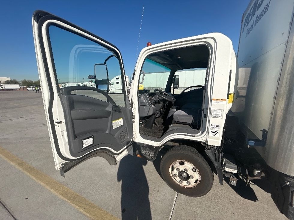 Light Duty Box Truck-Light and Medium Duty Trucks-Isuzu-2021-NPR-Phoenix-AZ-87,499\n\t\tmiles-$ 47,750 - Image 13