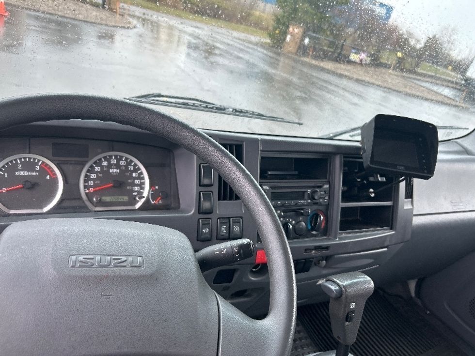 Light Duty Box Truck-Light and Medium Duty Trucks-Isuzu-2021-NPR-Rochester-NY-226,550\n\t\tmiles-$ 23,250 - Image 18
