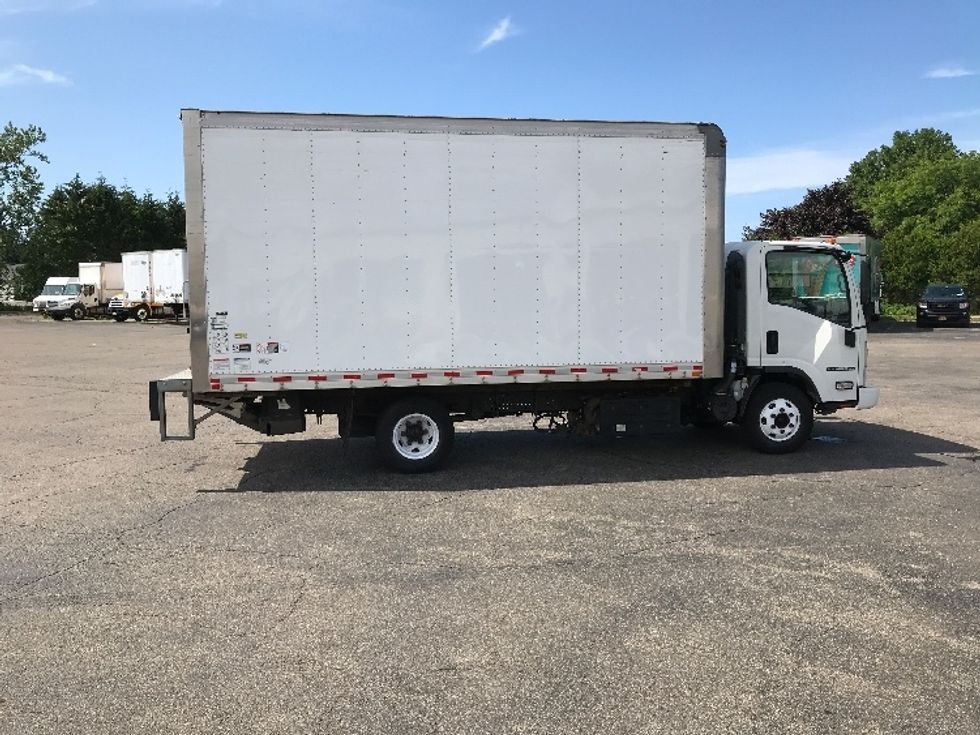 Light Duty Box Truck-Light and Medium Duty Trucks-Isuzu-2021-NPR-Rochester-NY-83,653\n\t\tmiles-$ 44,750 - Image 15