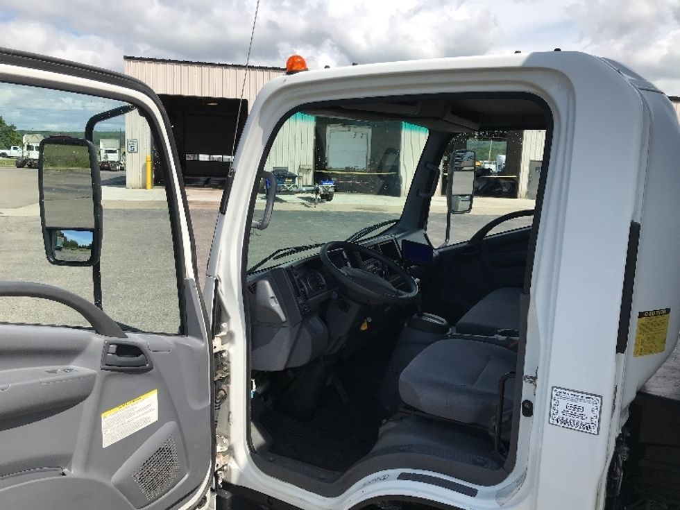 Light Duty Box Truck-Light and Medium Duty Trucks-Isuzu-2021-NPR-Rochester-NY-83,653\n\t\tmiles-$ 44,750 - Image 16