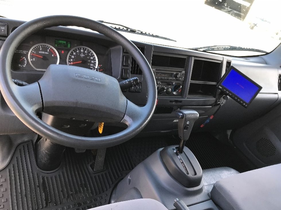 Light Duty Box Truck-Light and Medium Duty Trucks-Isuzu-2021-NPR-Rochester-NY-83,653\n\t\tmiles-$ 44,750 - Image 18
