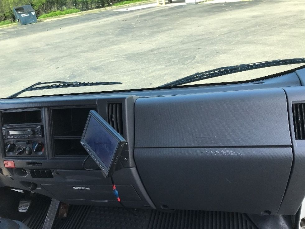 Light Duty Box Truck-Light and Medium Duty Trucks-Isuzu-2021-NPR-Rochester-NY-83,653\n\t\tmiles-$ 44,750 - Image 21