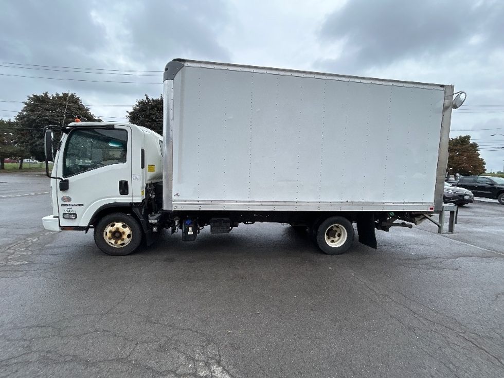 Light Duty Box Truck-Light and Medium Duty Trucks-Isuzu-2021-NPR-Rochester-NY-95,643\n\t\tmiles-$ 42,250 - Image 4