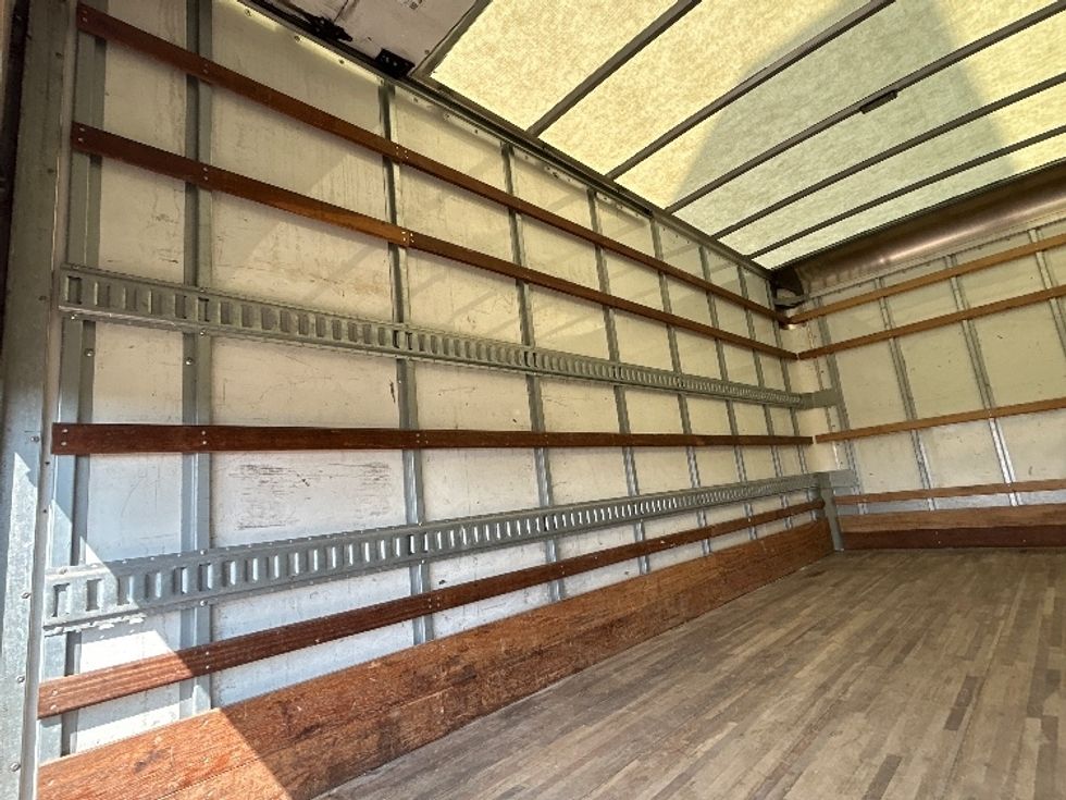 Light Duty Box Truck-Light and Medium Duty Trucks-Isuzu-2021-NPR-Saginaw-MI-117,666\n\t\tmiles-$ 38,000 - Image 11