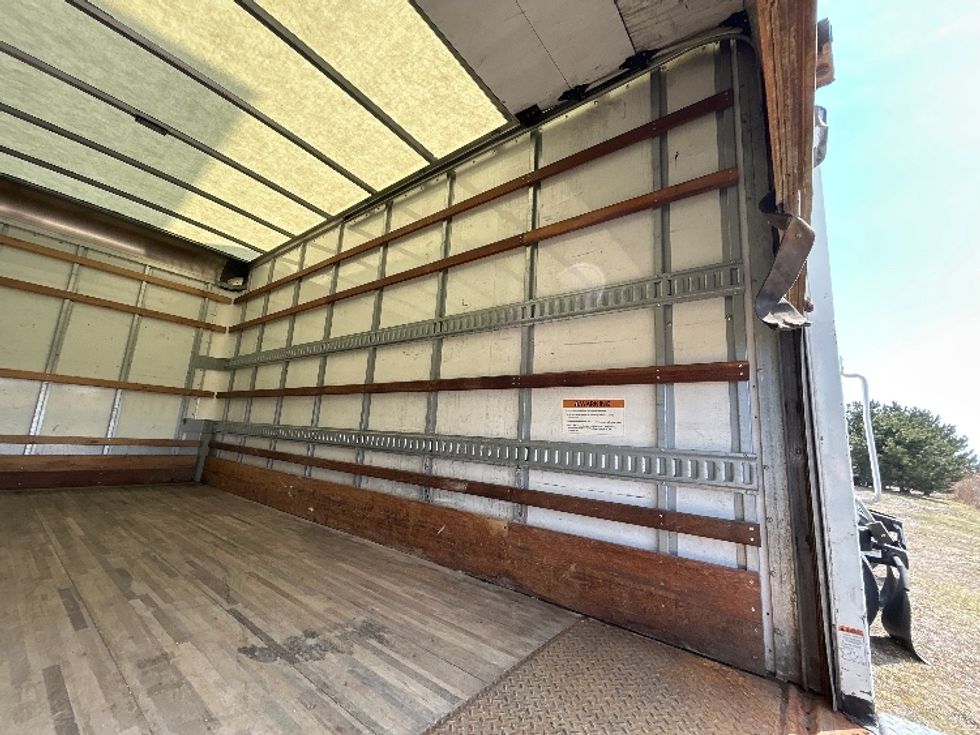 Light Duty Box Truck-Light and Medium Duty Trucks-Isuzu-2021-NPR-Saginaw-MI-117,666\n\t\tmiles-$ 38,000 - Image 12