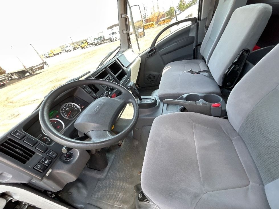 Light Duty Box Truck-Light and Medium Duty Trucks-Isuzu-2021-NPR-Saginaw-MI-117,666\n\t\tmiles-$ 38,000 - Image 17