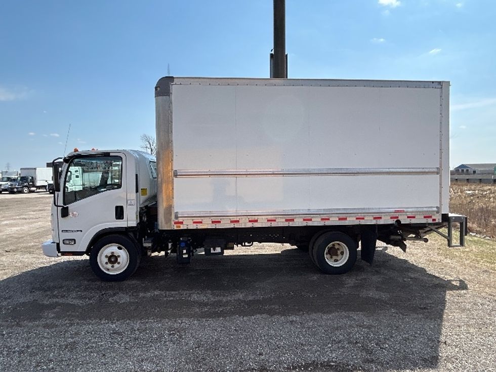 Light Duty Box Truck-Light and Medium Duty Trucks-Isuzu-2021-NPR-Saginaw-MI-117,666\n\t\tmiles-$ 38,000 - Image 4