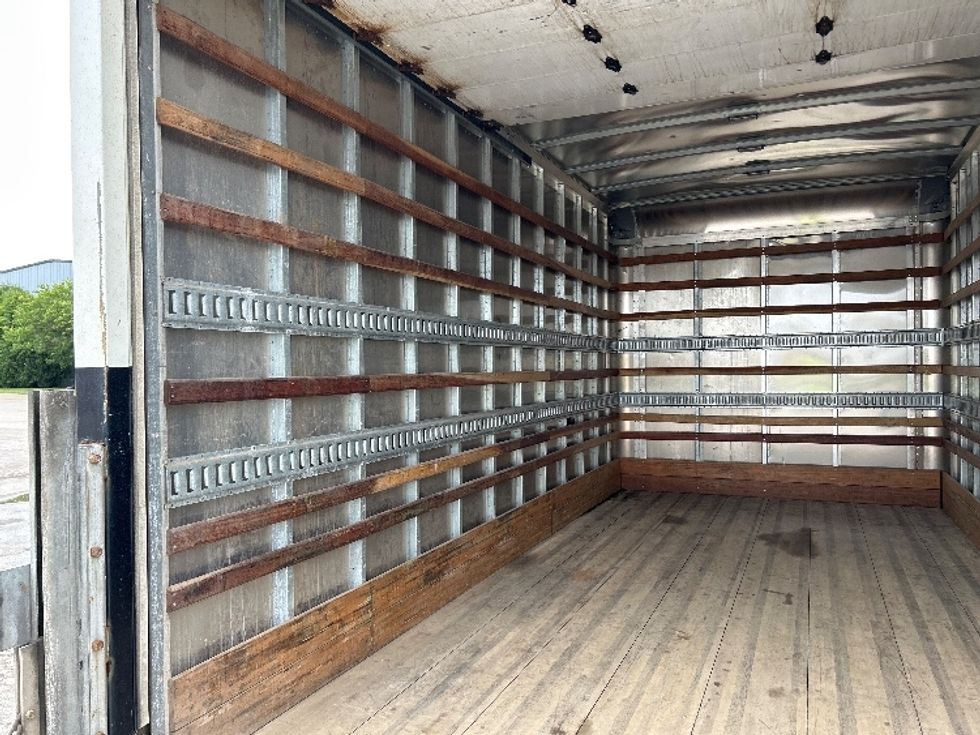 Light Duty Box Truck-Light and Medium Duty Trucks-Isuzu-2021-NPR-Saginaw-MI-198,078\n\t\tmiles-$ 24,750 - Image 11