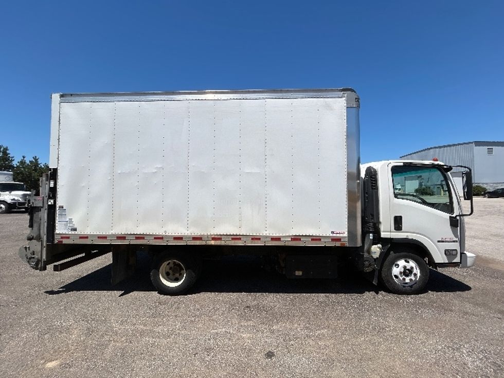 Light Duty Box Truck-Light and Medium Duty Trucks-Isuzu-2021-NPR-Saginaw-MI-198,078\n\t\tmiles-$ 24,750 - Image 15